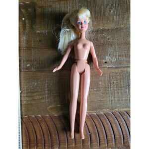 Vintage 1987 Mattel Skipper Doll Barbie Nude Blonde Hair 10" Red Earrings Retro